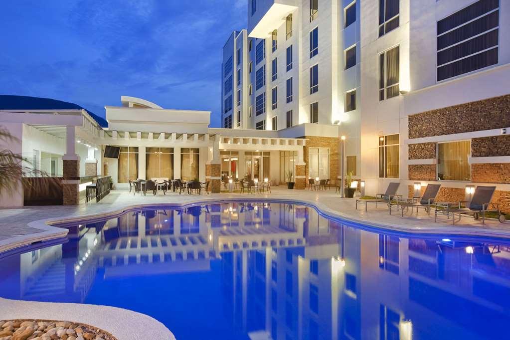 Hilton Garden Inn Тустла-Ґутьєррес Зручності фото
